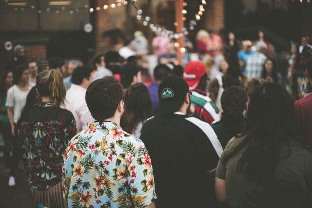 Une foule d'étudiants.